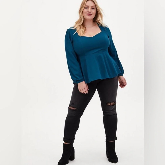 NWT Torrid Peplum Crepe Sweetheart Neck Top Size 1X 14/16 In Secret Garden Teal - Picture 7 of 7